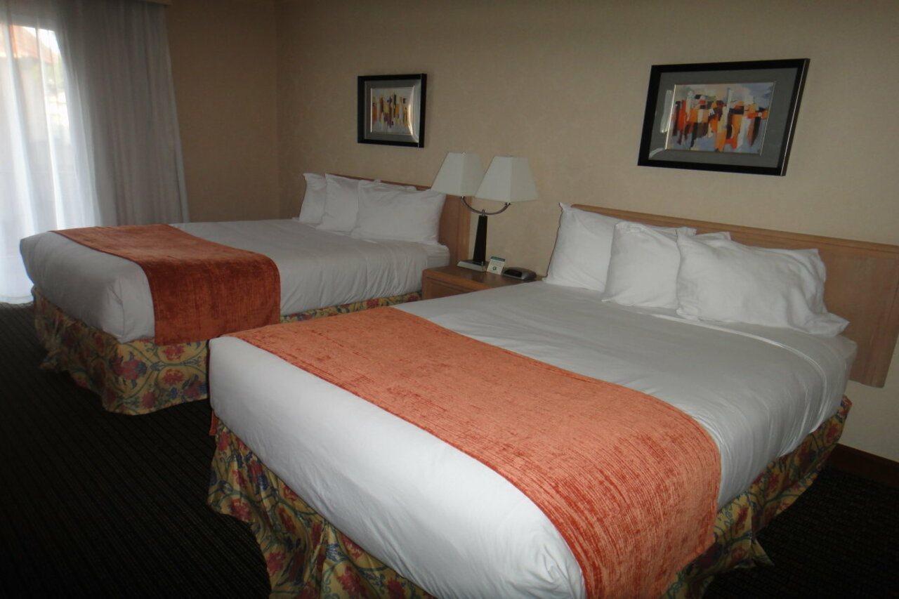 Los Prados Hotel San Mateo Bilik gambar