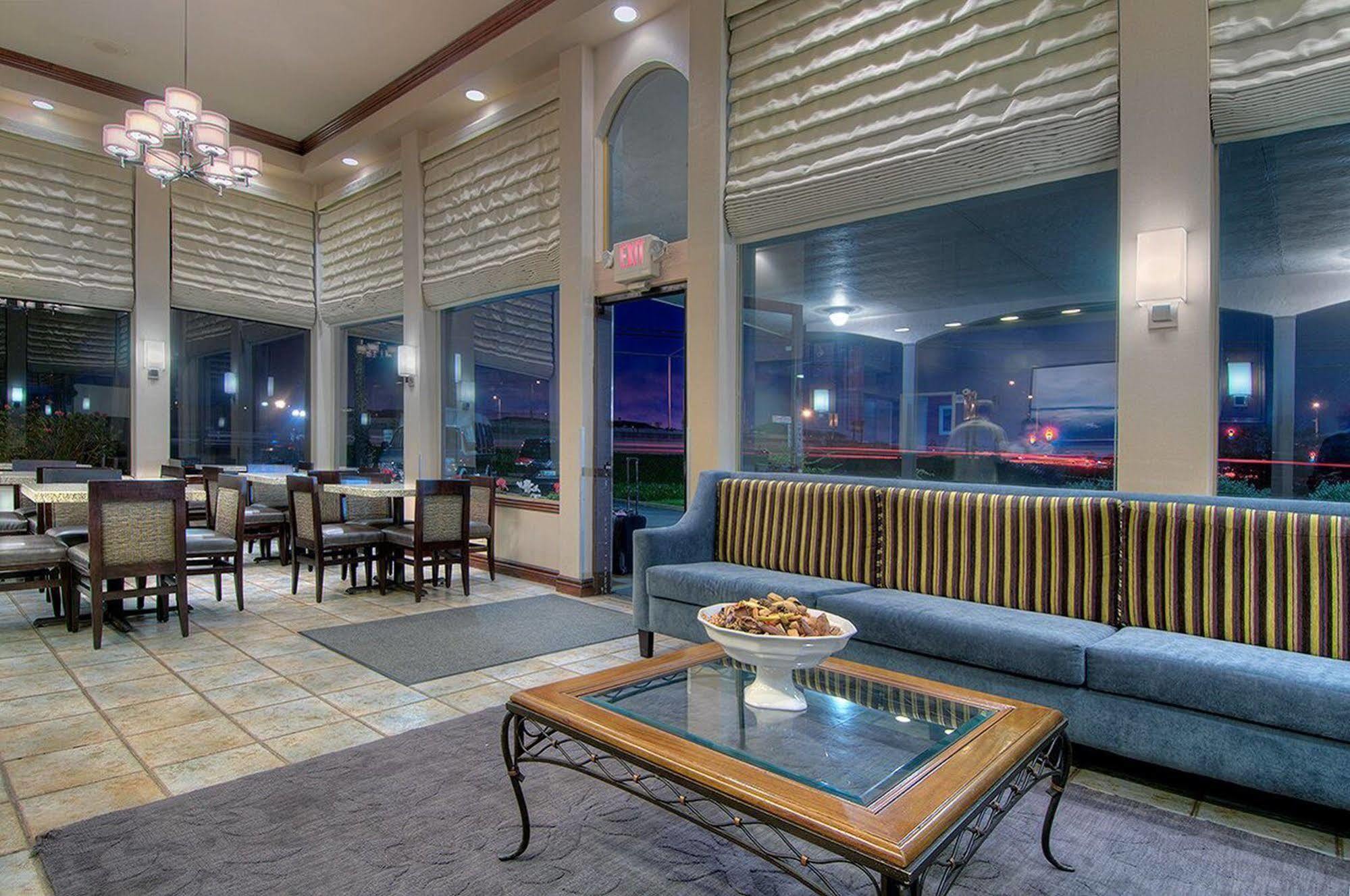 Los Prados Hotel San Mateo Luaran gambar
