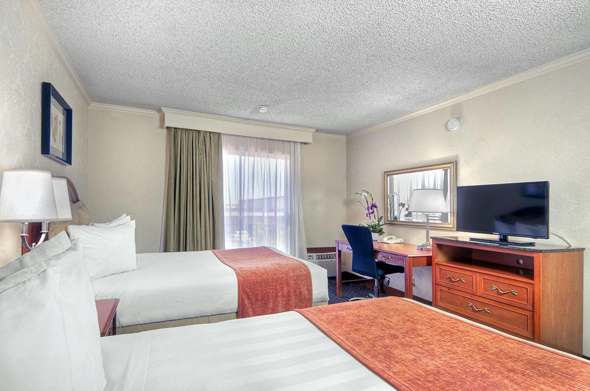 Los Prados Hotel San Mateo Luaran gambar